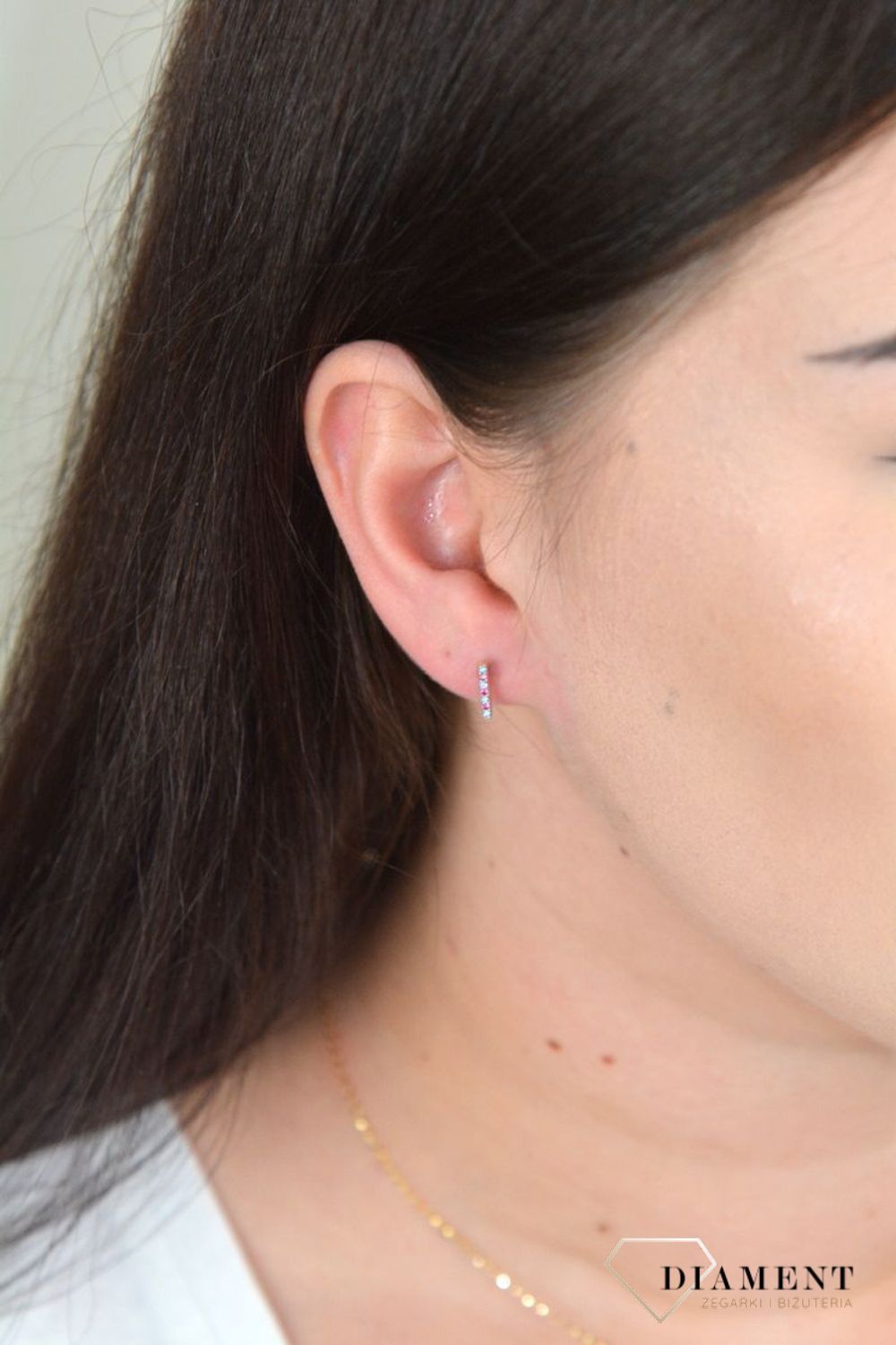 Złote kolczyki 333 patyczki z niebieską i różową cyrkonią KL 3345C.jpg